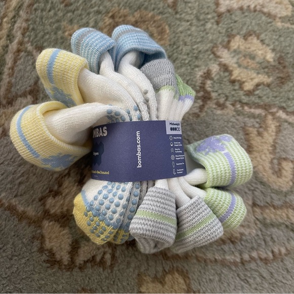 NWT Bombas Baby Socks with Grip 4 Pack Size 6-12 Months - Picture 3 of 13